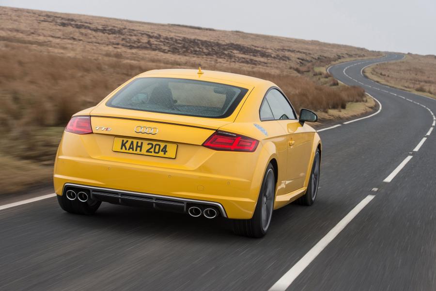  Audi TTS Coupe (8S) 2015 года  (UK) (фото 4 из 22)